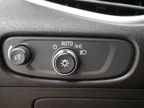 Used 2024 Chevrolet Malibu RS FWD image 21