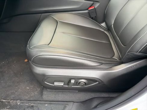 New 2025 Jeep Grand Cherokee Limited image 18