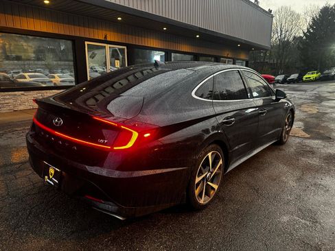 Used 2021 Hyundai Sonata SEL Plus w/ Tech Package image 4