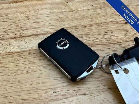 Certified 2023 Volvo XC90 T8 Plus image 14