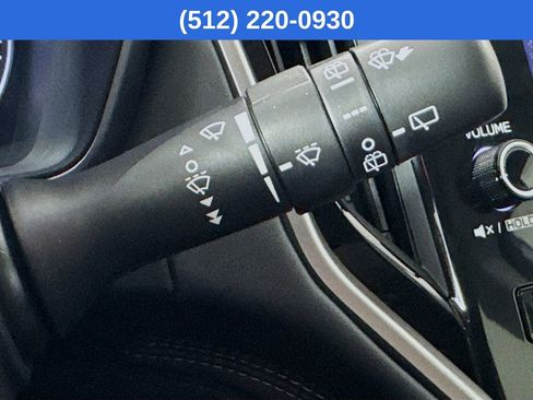 Certified 2025 Subaru Outback Limited image 14