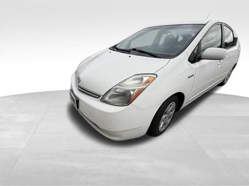Used 2007 Toyota Prius w/ Pkg 3 FWD image 3