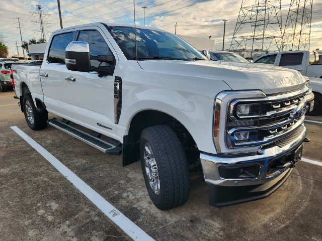 Used 2026 Ford F250 Lariat w/ Lariat Premium Package AWD/4WD image 1
