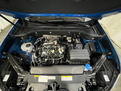 Certified 2025 Volkswagen Atlas SEL image 32