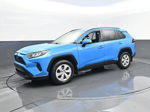 Used 2019 Toyota RAV4 LE w/ All Weather Liner Package AWD/4WD image 2