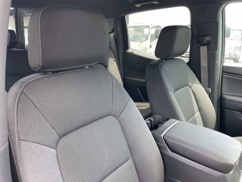 New 2026 GMC Canyon Elevation w/ Convenience Package RWD image 28