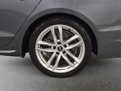 Used 2023 Audi A4 2.0T Premium w/ Convenience Package image 30