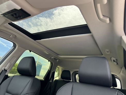 New 2026 Nissan Rogue Platinum AWD/4WD image 13