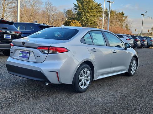 New 2026 Toyota Corolla LE image 2