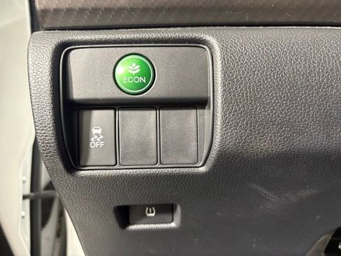 Used 2016 Honda Accord Sport image 19