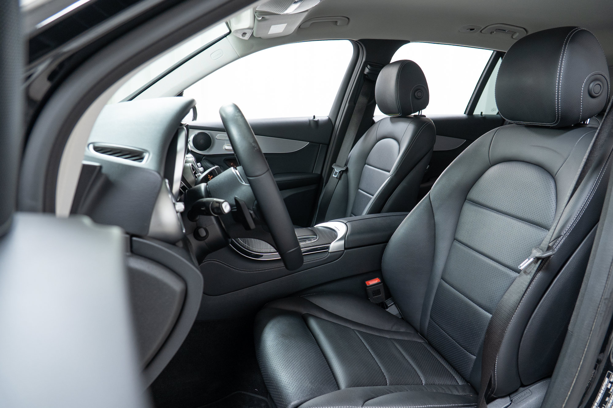 Used 2020 Mercedes-Benz GLC 300 image 13