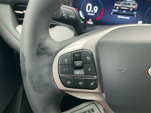 New 2026 Ford Explorer Active w/ Active Comfort Package image 19