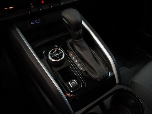 Used 2023 Chevrolet Colorado Trail Boss w/ Advanced Trailering Package image 7