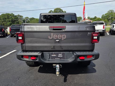 Used 2023 Jeep Gladiator Rubicon w/ LED Lighting Group AWD/4WD image 5