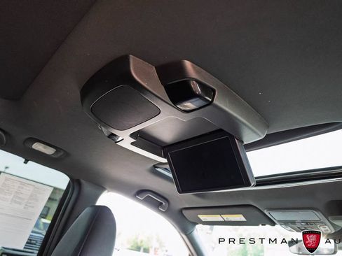 Used 2022 Honda Pilot Black Edition image 7