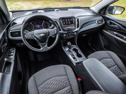 Used 2021 Chevrolet Equinox LT image 21