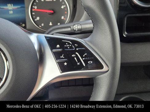 Used 2025 Mercedes-Benz Sprinter 2500 image 29