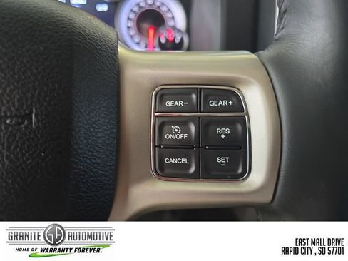 Used 2014 RAM 1500 Laramie w/ Convenience Group AWD/4WD image 32