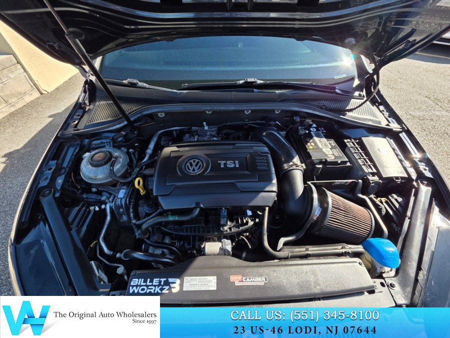 Used 2021 Volkswagen GTI SE FWD image 22