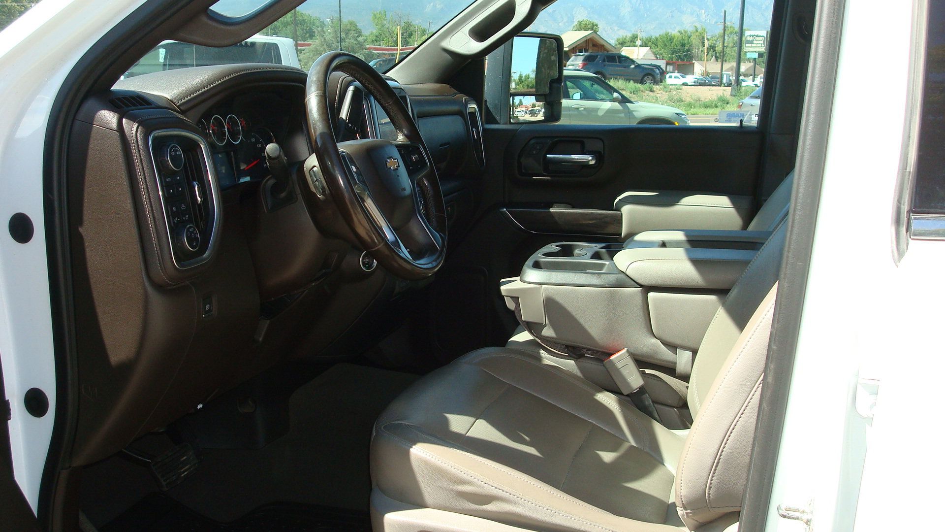 Used 2020 Chevrolet Silverado 3500 LTZ AWD/4WD image 8