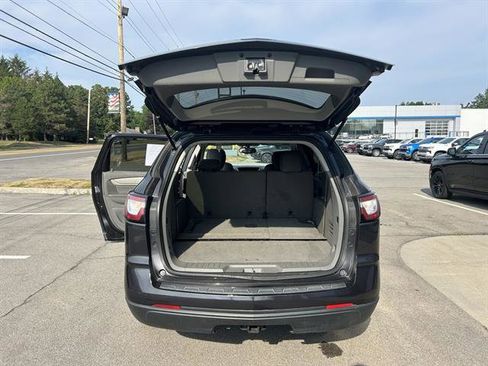 Used 2016 Chevrolet Traverse LS image 28