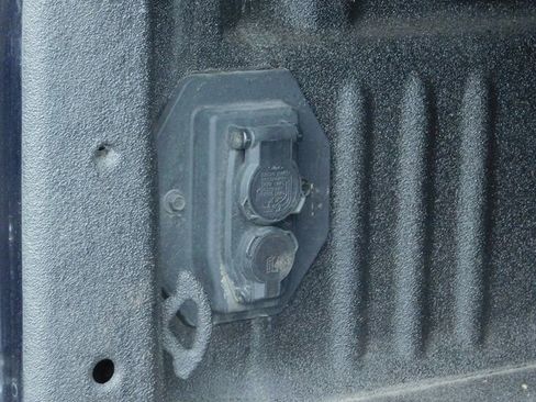 Used 2022 Ford F250 Platinum image 12