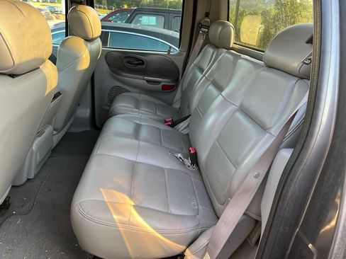 Used 2002 Ford F150 4x4 SuperCrew image 9