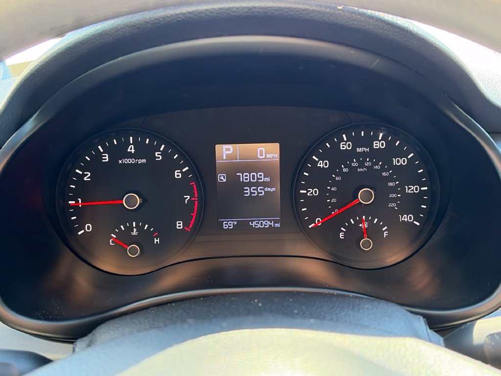 Used 2022 Kia Rio LX FWD image 16
