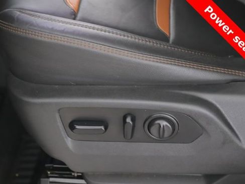 Used 2021 GMC Sierra 2500 AT4 w/ Snow Plow Prep/Camper Package image 18