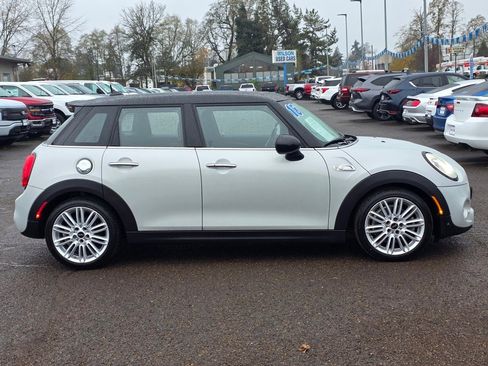 Used 2018 MINI Cooper S image 5