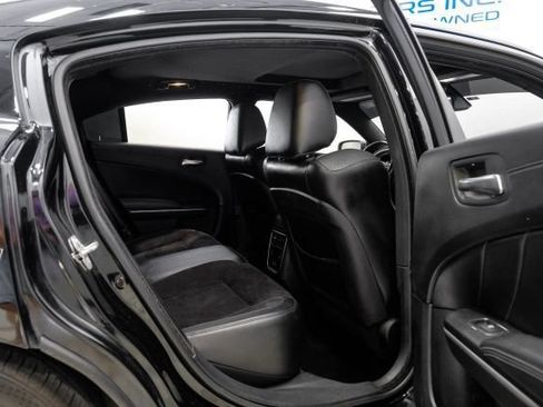 Used 2019 Dodge Charger R/T w/ Plus Group RWD image 47