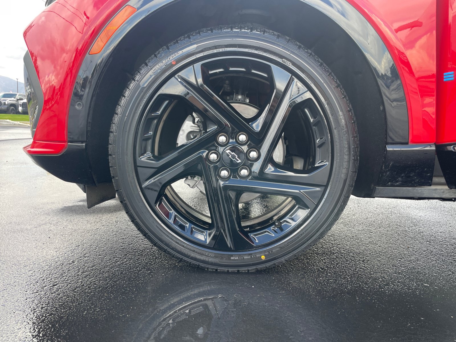 Used 2024 Chevrolet Equinox EV RS w/ Active Safety Package 3 FWD image 30