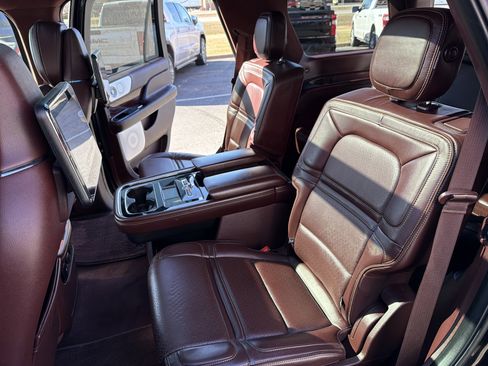 Used 2019 Lincoln Navigator Black Label image 22