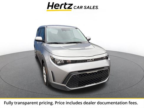 Used 2025 Kia Soul LX w/ LX Technology Package FWD image 1