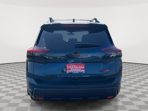 New 2026 Nissan Rogue SV image 4