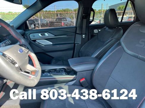 Used 2025 Ford Explorer ST AWD/4WD image 7