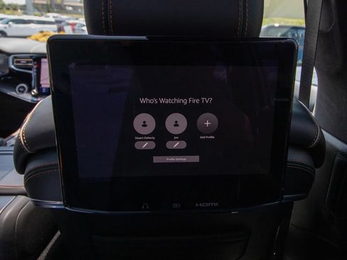 Used 2024 Jeep Grand Wagoneer L Series III w/ Rear Seat Video Group 1 AWD/4WD image 24