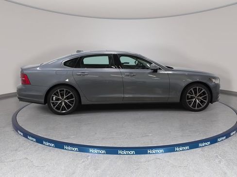 Used 2018 Volvo S90 T5 Momentum w/ Convenience Package AWD/4WD image 5