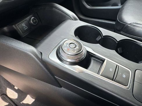 Used 2020 Ford Escape SEL FWD image 27