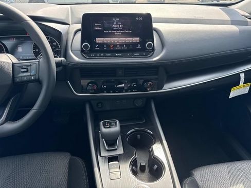 New 2026 Nissan Rogue SV AWD/4WD image 20