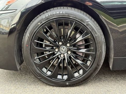 Used 2019 Lexus LS 500 AWD w/ Interior Upgrade Package image 16