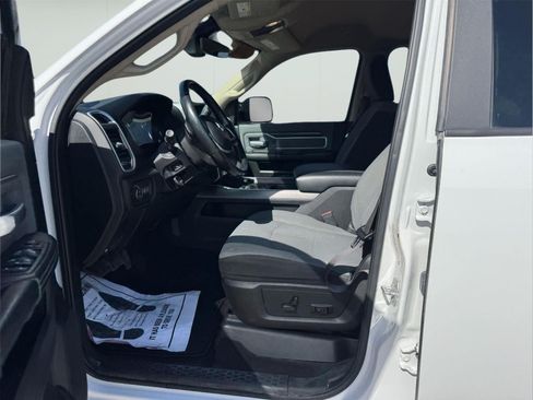 Used 2019 RAM 2500 Big Horn AWD/4WD image 9