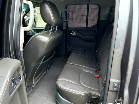 Used 2016 Nissan Frontier PRO-4X image 13