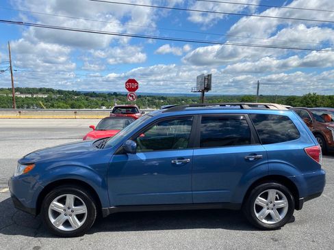 Used 2010 Subaru Forester 2.5X Premium AWD/4WD image 8