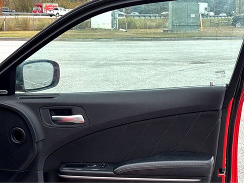 Used 2023 Dodge Charger SXT image 16