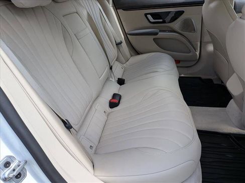 Used 2022 Mercedes-Benz EQS 450+ Sedan image 21