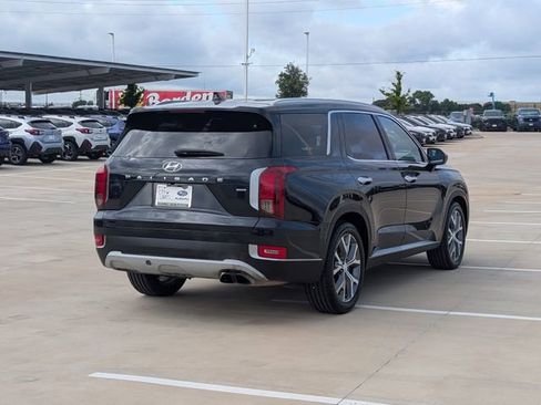 Used 2022 Hyundai Palisade SEL w/ 8P Bench Seat Package AWD/4WD image 5
