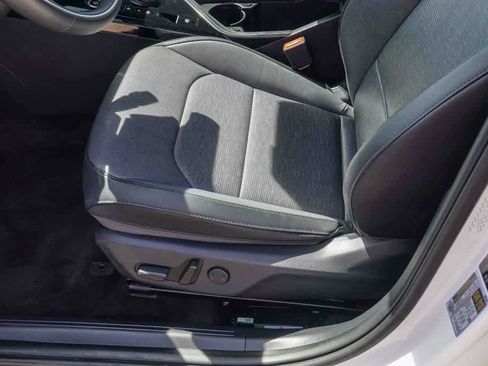 Certified 2023 Kia Niro Wave image 20