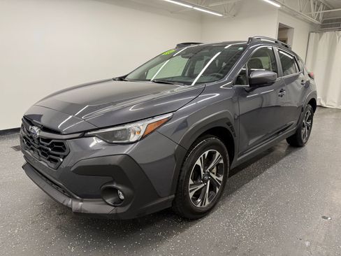 Used 2025 Subaru Crosstrek 2.0i Premium AWD/4WD image 4