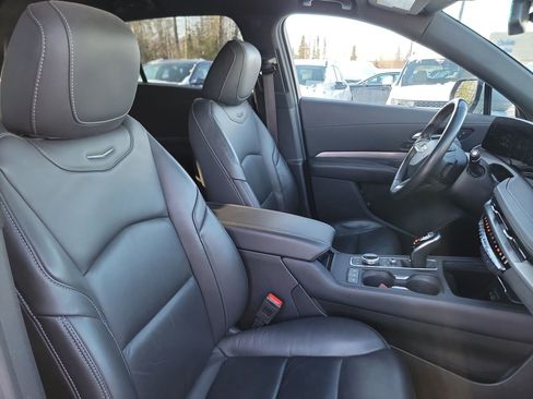 Used 2024 Cadillac XT4 Premium Luxury image 20